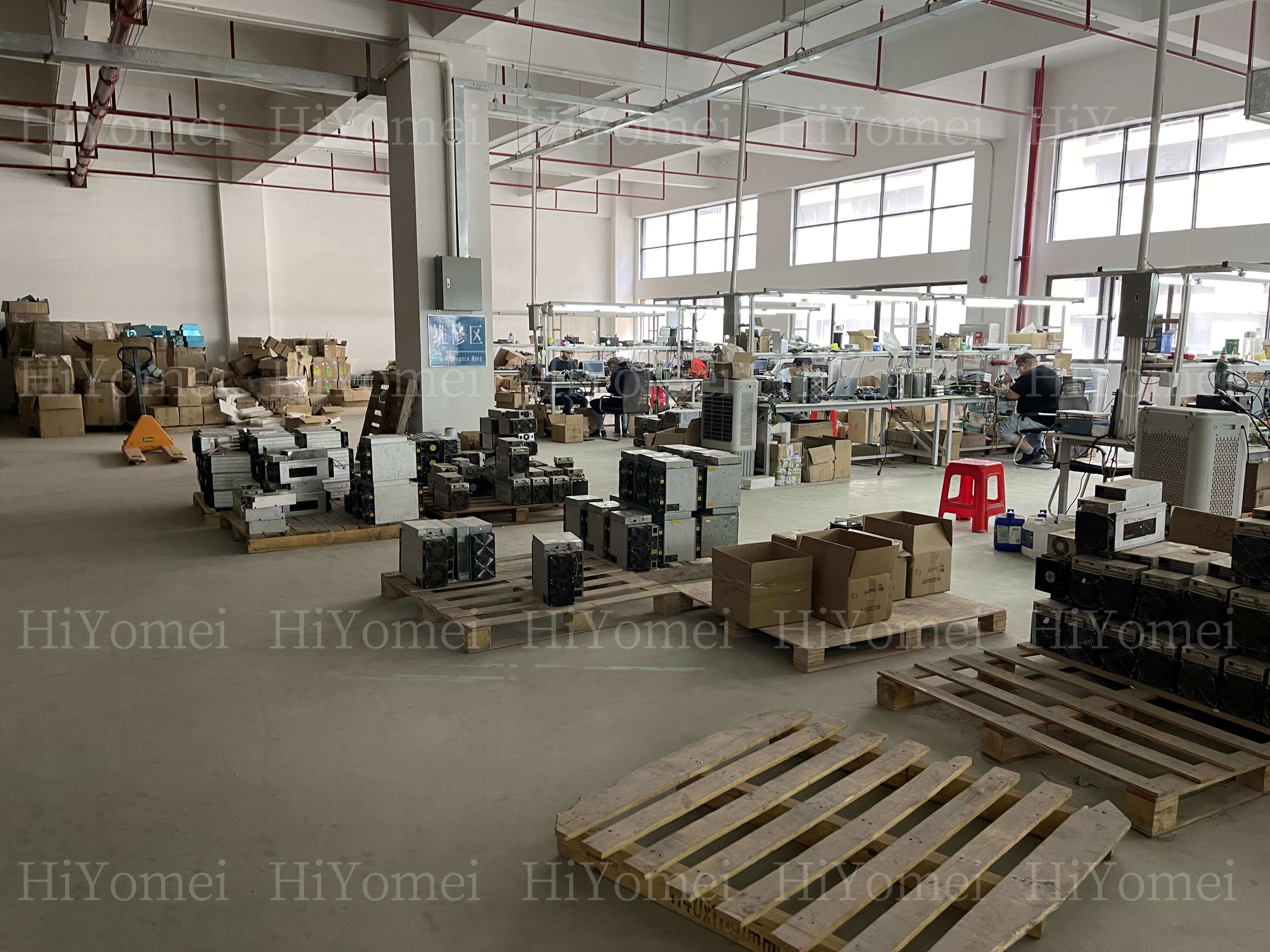 Miner maintenance area