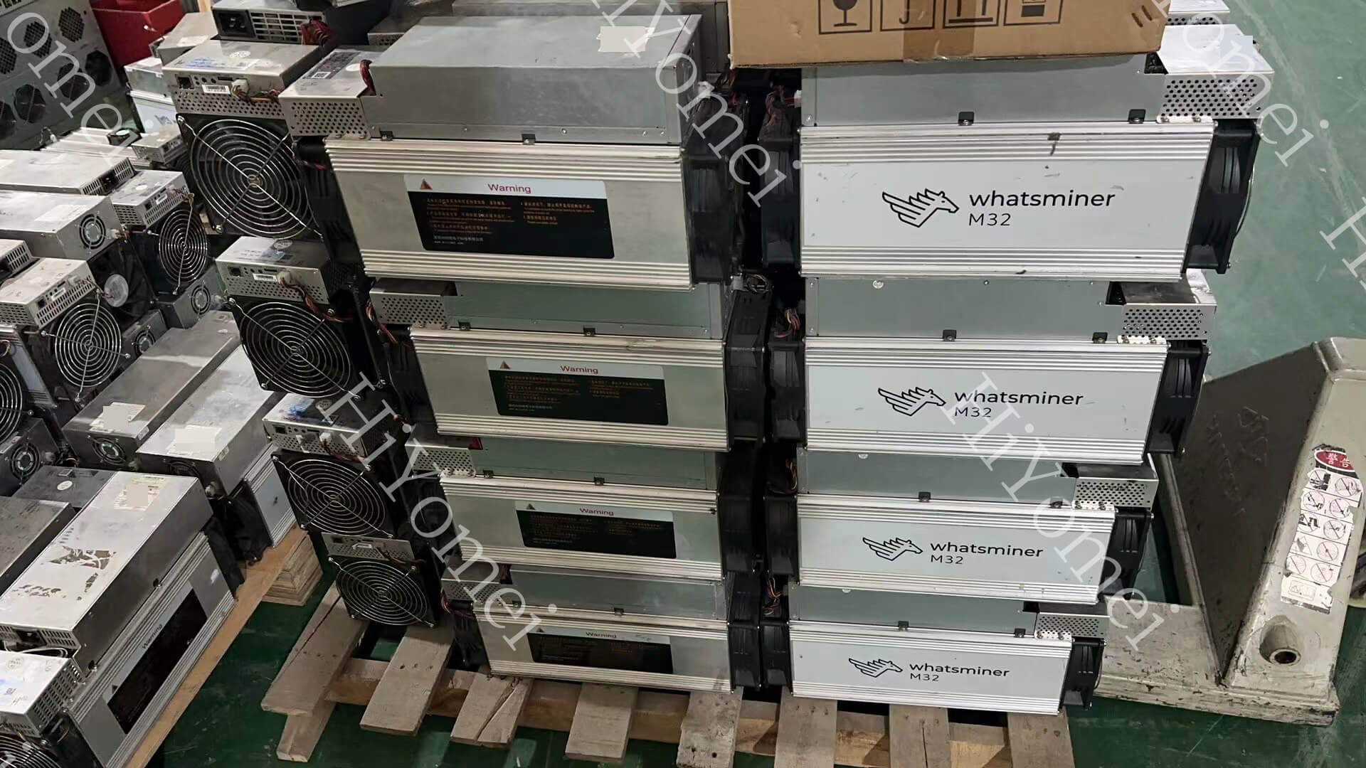 MicroBT WhatsMinerM32 second-hand virtual coin mining machine is not brand new.